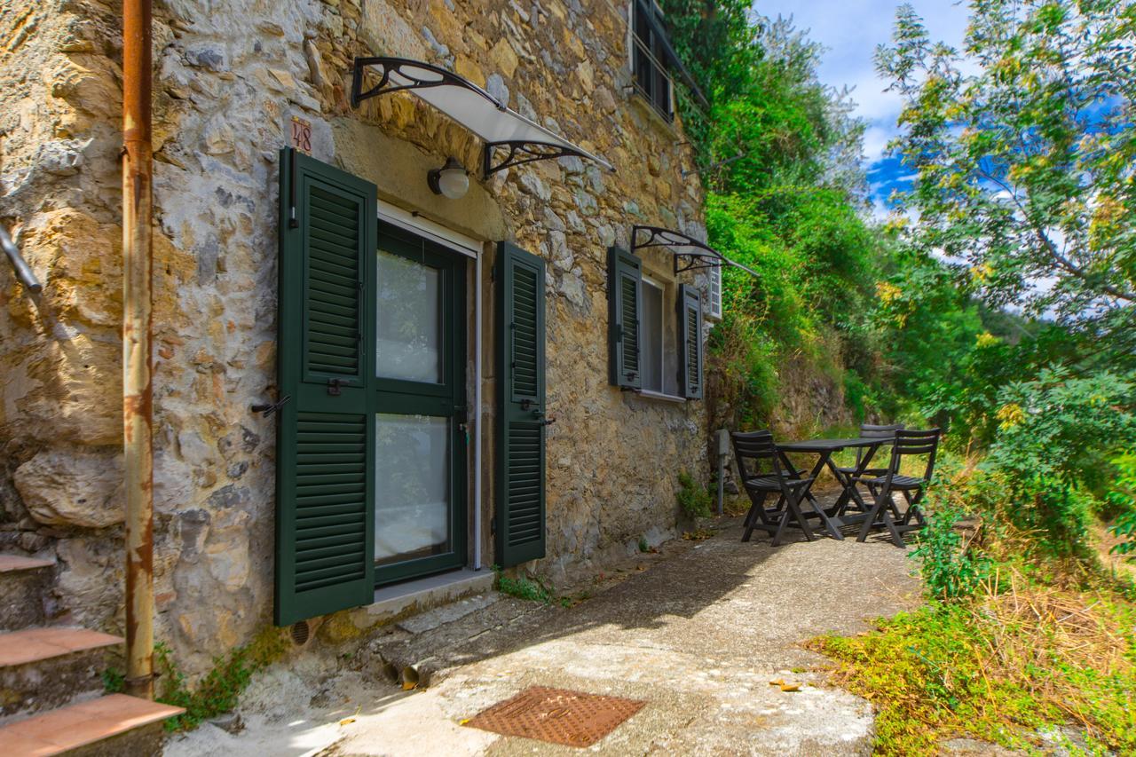 Апартаменти Tourist Dependance "Cinque Terre" La Foce Екстер'єр фото